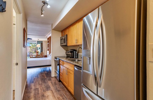Kaanapali Condo | Maui Eldorado K-106 - April Specials!