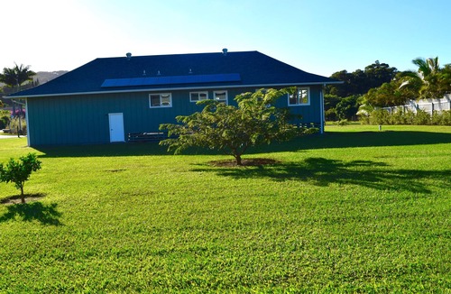 Pauwela House | Maui Plantation Cottage Located Near Beach And Paia, Permitted Bbph 2017/0004