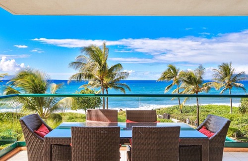 Kaanapali Condo | Maui Resort Rentals Dream Collection: Honua Kai Hokulani 202 – Direct Ocean Front 3BR w/B.B.Q on Wrap Around Balcony