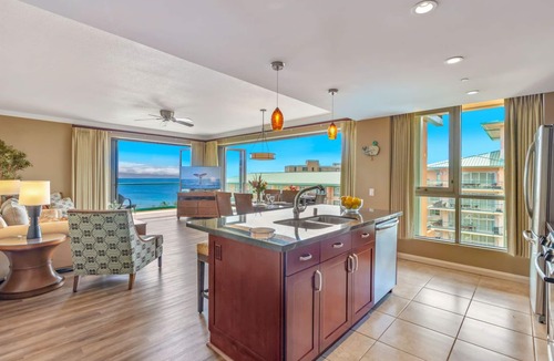 Honokowai Condo | Maui Resort Rentals: Honua Kai Konea 813 - Top Floor Deluxe 2BR, Expansive Corner Floor Plan, Stunning Ocean Views!
