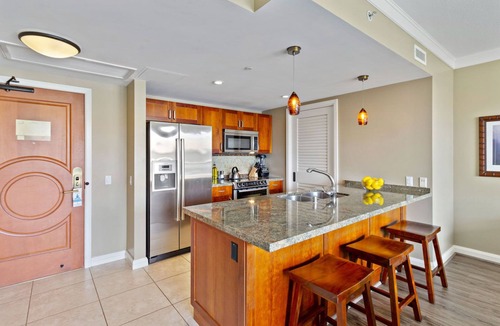 Kaanapali Condo | Maui Resort Rentals: Honua Kai Hokulani 608 - 6th Floor 1BR w/Partial Ocean & Mountain Views!