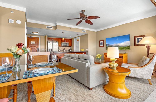 Lahaina Condo | Maui Resort Rentals: Honua Kai Hokulani 513 - Premier 5th Floor Interior Courtyard 1BR w/Gorgeous Ocean Views!