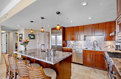 Kaanapali Condo | Maui Resort Rentals: Honua Kai – Incredible 11 Bedroom Oceanfront Gem, Over 7200 combined Sq. Ft. w/Built-in Viking B.B.Q.!