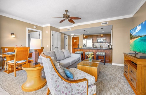 Lahaina Condo | Maui Resort Rentals: Honua Kai Hokulani 413 - 4th Floor Interior Courtyard 1BR w/Gorgeous Ocean Views!