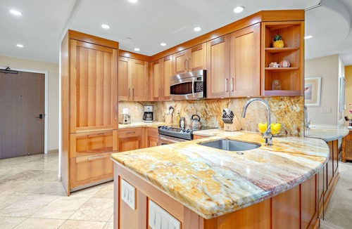 Kaanapali Condo | Maui Resort Rentals: The Whaler 1015 - Gorgeously Remodeled 10th Floor Interior Courtyard Studio, Spectacular Ocean and Mountain Views!