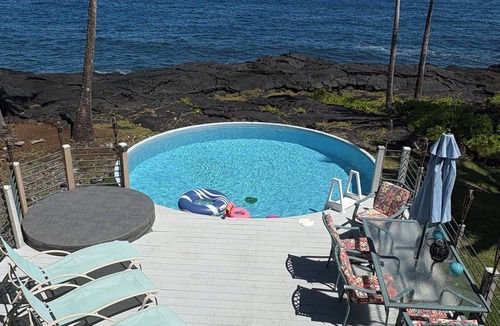 Keaau House | Mermaid’s Lookout WOW the views! Ocean Front, full lanai, heated pool & AC.