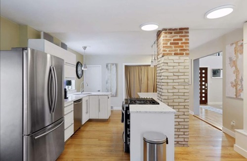 Southwest Minneapolis House | Minneapolis Tangletown Lux Property Airbnb “super host” certified