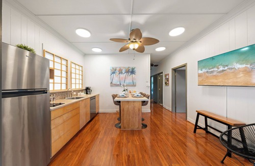 Wailuku Condo | MKT 233A $299 Fall Specials at Remodel 3Bedroom Hawaiiana Guest House in Wailuku