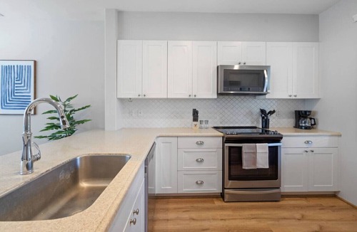 Ewa House | Modern Island Living | AC, W/D, Garage, Workspace