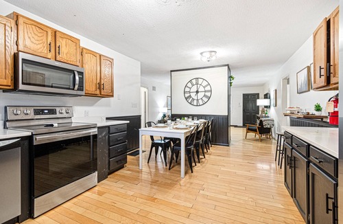 Beech Mountain House | Mtn Oasis! Hot tub- Arcades- Dogs-5 min to Resort!