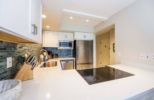 Kahana Condo | Noelani 304 – Oceanfront Luxury Retreat | 3BR, 2.5BA | Breathtaking Views