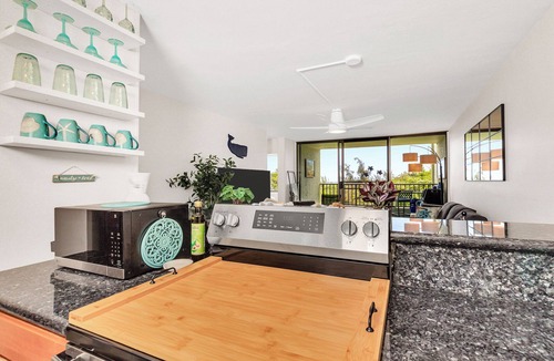 Kapoho Condo | Ocean View Chic Condo at Carlsmith Beach Park in Hilo!