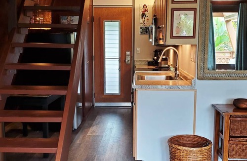 Kaunakakai House | Ocean View Suite: with Seating Area and Balcony! Pet-friendly, Outdoor Pool!