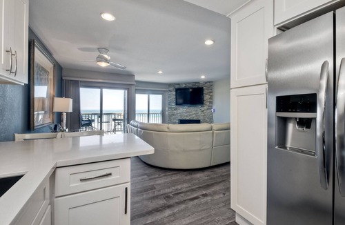 South Oceanside Condo | Oceanfront 1BR | Fully Furnished | Gated Parking