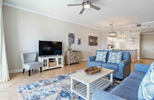 Sandestin Apartment | Oceanfront Condo with Private Balcony Resort Pool & Hot Tub