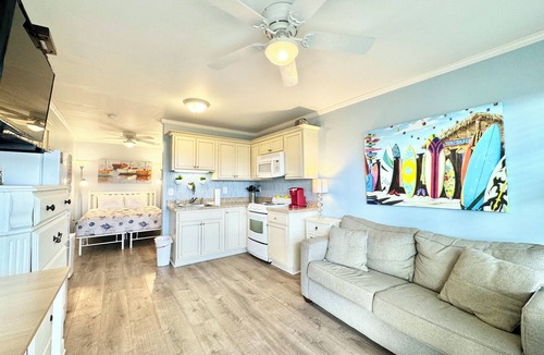 Atlantic Beach Condo | OCEANFRONT DUNESCAPE VIEW Kitchen Pool Private Beach