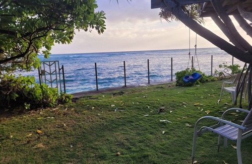 Diamond Head - Kapahulu - St. Louis House | Oceanfront Gold Coast Hideway at the Foot of Diamond Head