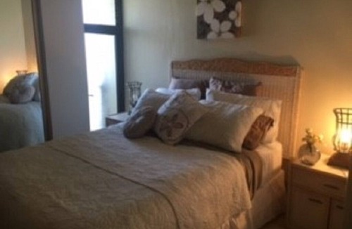 Makaha Condo | Oceanfront Hawaiian Princess 1002 n1990/NUC-2258