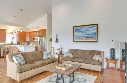 Papaikou House | Oceanfront Home w/Pool, Gazebo Access in Papaikou