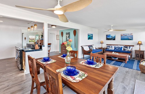 Waialua House | Oceanfront Mokuleia Home with Stunning Views