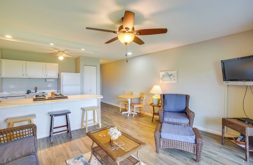 Kaunakakai Condo | Oceanfront Molokai Shores Condo w/Pool Access!