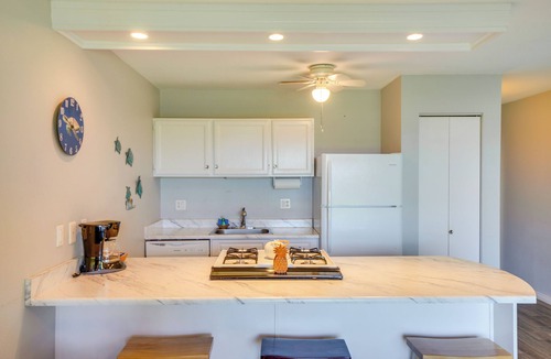 Kaunakakai Condo | Oceanfront Molokai Shores Condo w/Pool Access!