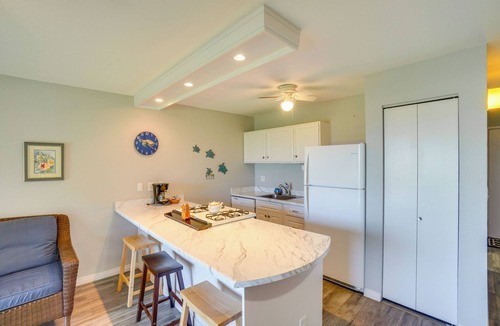 Kaunakakai Condo | Oceanfront Molokai Shores Condo w/Pool Access!