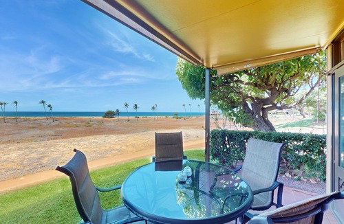 Maunaloa Condo | Oceanfront Studio on Kepuhi Beach w/Ocean Views, Lanai, WiFi & Shared Pool