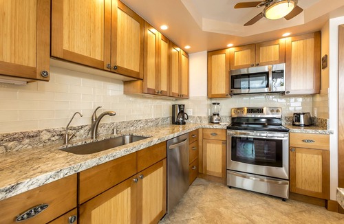 Kihei Condo | Oceanview Condo Across from Kamaole Beach III | Updated Kihei Getaway