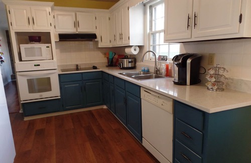 Mableton House | Owl House, 5 bed 3 Bath - Game Room , Six Flags - Braves - Aquarium.
