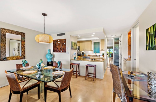 Kaanapali Condo | PANORAMIC CORNER OCEAN & GOLF VIEWS in Kaanapali, 1200 sq ft 1BR