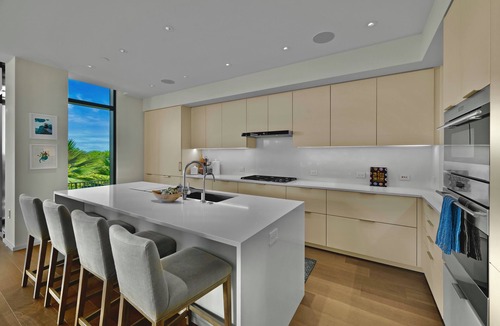 Ala Moana Apartment | Park Lane 3300: 3 BR, 2.5 BA Apartment in Honolulu, Sleeps 6