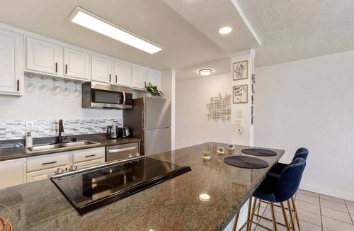 Kahana Condo | Perch - Seaside Serenity: Oceanfront 1BR Suite