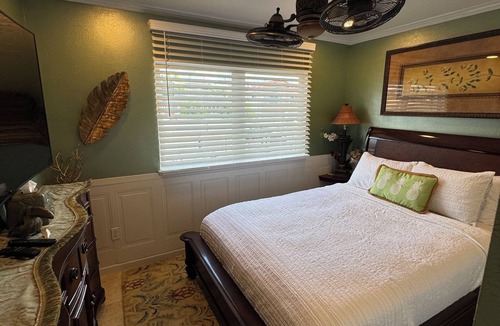 Kaimuki House | Pet Friendly Private Room In Shared Guesthouse