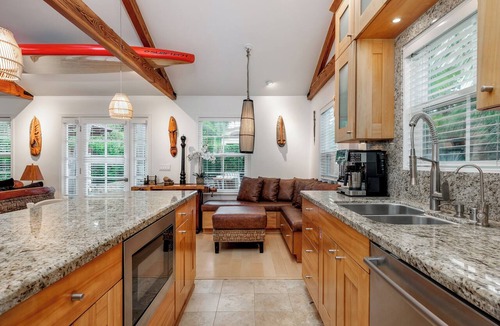 Encinitas House | Plantation Beach Cottage - Historic Encinitas Walking District