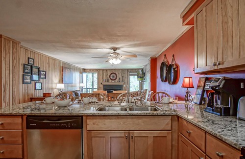 Edray Condo | Powderidge 2 -Slope Side, Spacious Deck