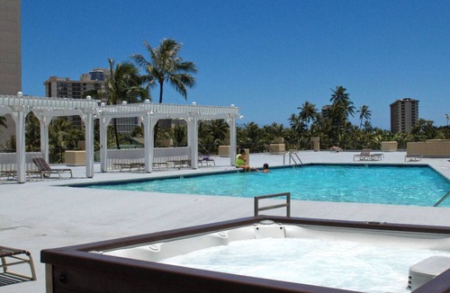 Diamond Head - Kapahulu - St. Louis Apartment | PRICE Drop!True Oceanview Waikiki Studio B
