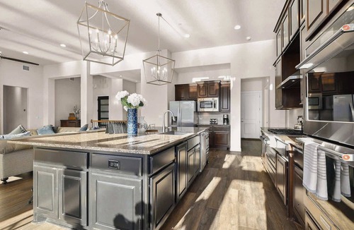 Apache Shores House | Private Beach | Lakefront Retreat Near UT Football