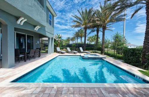 Historic Downtown Kissimmee House | Private Pool And Game Room With Waterpark & Resort Access At Encore Resorts Reunion - 141La