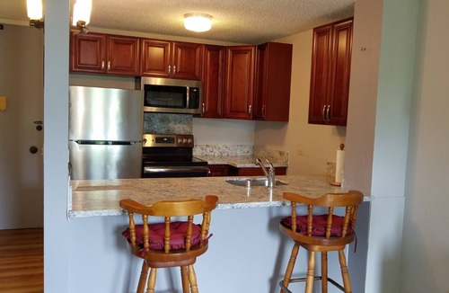 Waimalu Condo | Private, Quiet +Kitchen, Inside Laundry, Prkg/Pool/Hot Tub, best of Affordable!