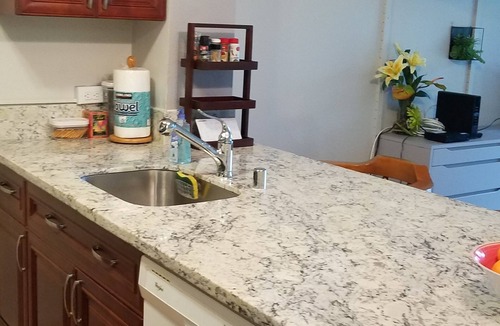 Waimalu Condo | Private, Quiet +Kitchen, Inside Laundry, Prkg/Pool/Hot Tub, best of Affordable!