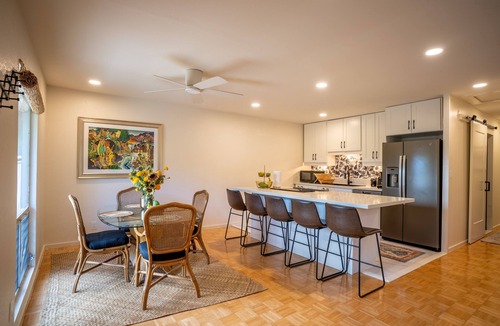 Waialua House | Quiet, 2bd/1bath with A/C in bedrooms, pet friendly
