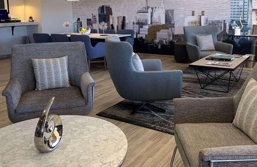 Southeast Colorado Springs Hotel | Radisson Hotel Colorado Springs Airport