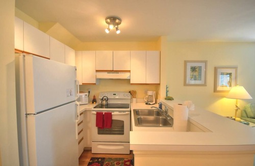 Truman Annex House | Renovated Corner Unit