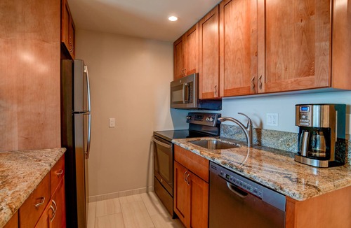 Historic Lahaina Front Street Apartment | Romantic Oceanfront Condo at Lahaina Shores with Sweeping Ocean Views