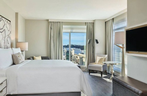 Alpharetta House | Room with Modern Amenities for Your Vacation