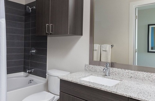 West End Resort | Roomy Studio at Austin Resort! Complete with Rooftop Pool, Fire Pit, and More!