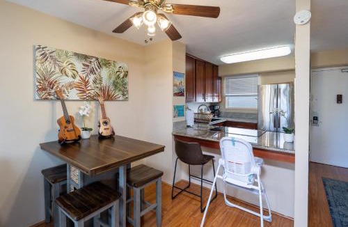 McCully - Moiliili Apartment | Royal Aloha Waikiki Beach