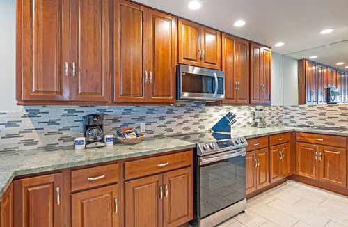 Kahana Condo | Sands Of Kahana 281 2bed/2ba Penthouse 1 Bedroom Condo
