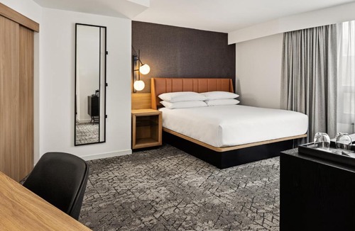 Downtown Minneapolis Hotel | Sheraton Minneapolis Downtown Convention Center